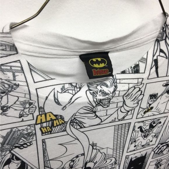 Batman Comic Book T-Shirt size Small AOP All Over Print - Picture 7 of 9